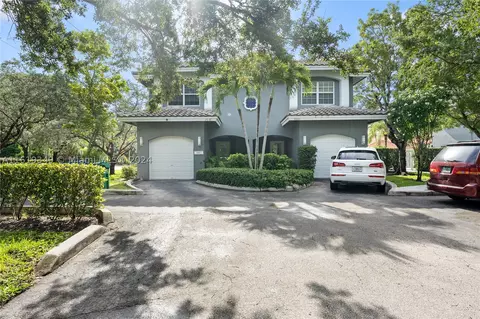 3087 NW 92nd Ave #15, Coral Springs, FL 33065