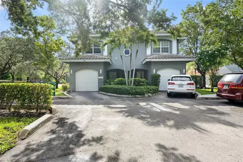 3087 NW 92nd Ave #15, Coral Springs, FL 33065