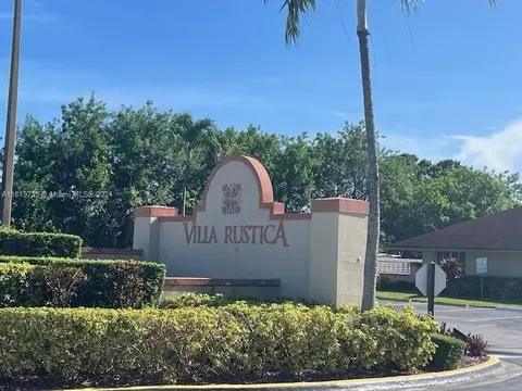 18860 NW 57th Ave #307, Hialeah, FL 33015