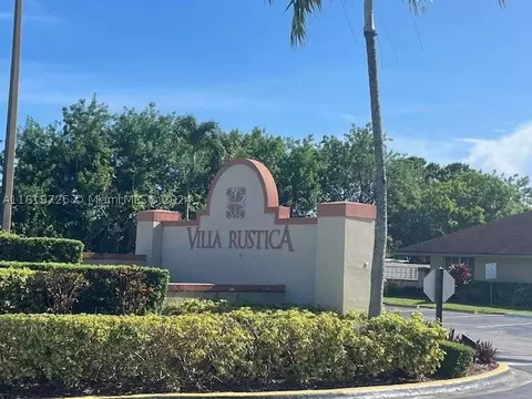 18860 NW 57th Ave #307, Hialeah, FL 33015
