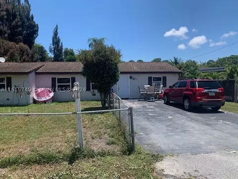 1636 Erie Ter, Palm Springs, FL 33406