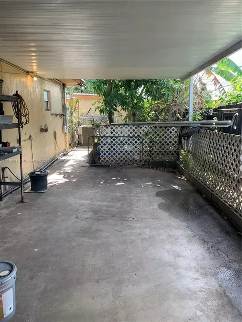 Other - 590 E 40th St, Hialeah, FL 33013 photo 1 of 4
