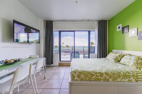 6345 Collins Ave #407, Miami Beach, FL 33141