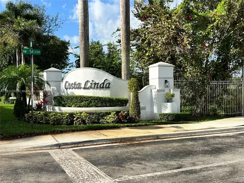 5440 NW 107th Ave #202, Doral, FL 33178