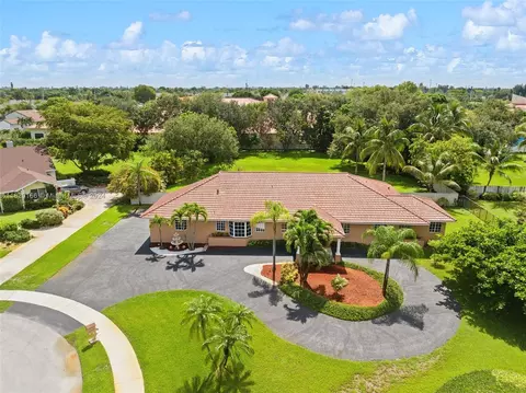 13800 Chatham Pl, Davie, FL 33325