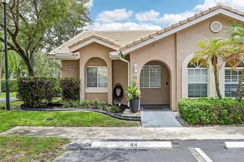 3185 Holiday Springs Blvd #44, Margate, FL 33063