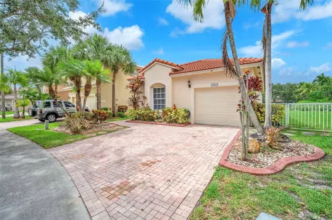 17011 NW 13th St, Pembroke Pines, FL 33028