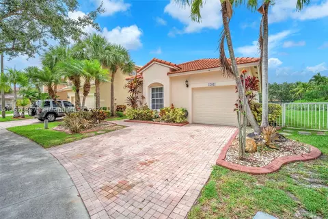 17011 NW 13th St, Pembroke Pines, FL 33028