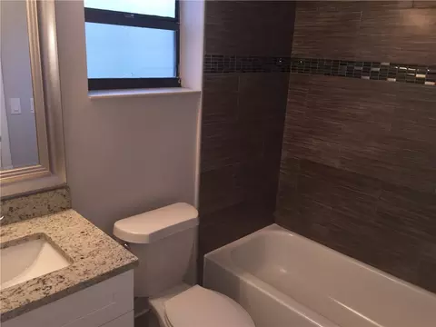 2141 SW 25th St, Miami, FL 33133