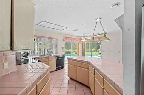 Undisclosed, Spring Hill, FL 34609 photo 16
