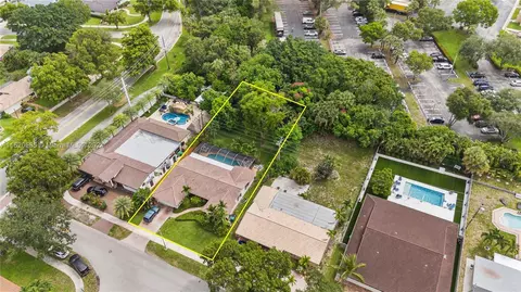 14535 Lake Candlewood Ct, Miami Lakes, FL 33014