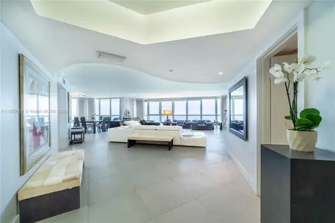 16485 Collins Ave #2136, Sunny Isles Beach, FL 33160