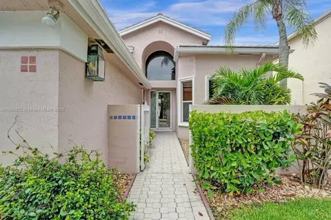 23431 Feather Palm Ct, Boca Raton, FL 33433