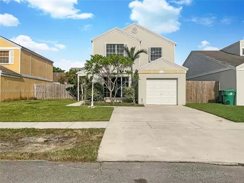 14672 SW 127th Ct, Miami, FL 33186