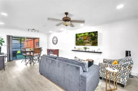 Other - 910 NW 197th Ter, Miami Gardens, FL 33169 photo 4 of 6
