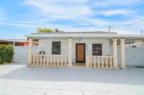 3519 SW 88th Pl, Miami, FL 33165