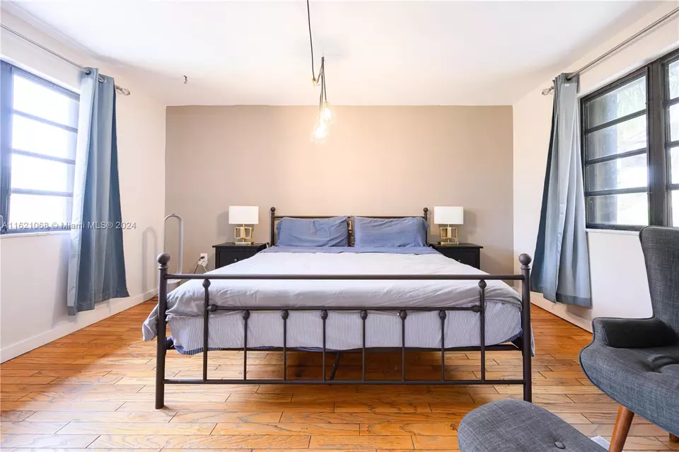  1027 NE 202nd Ln, Miami, FL 33179 photo 39