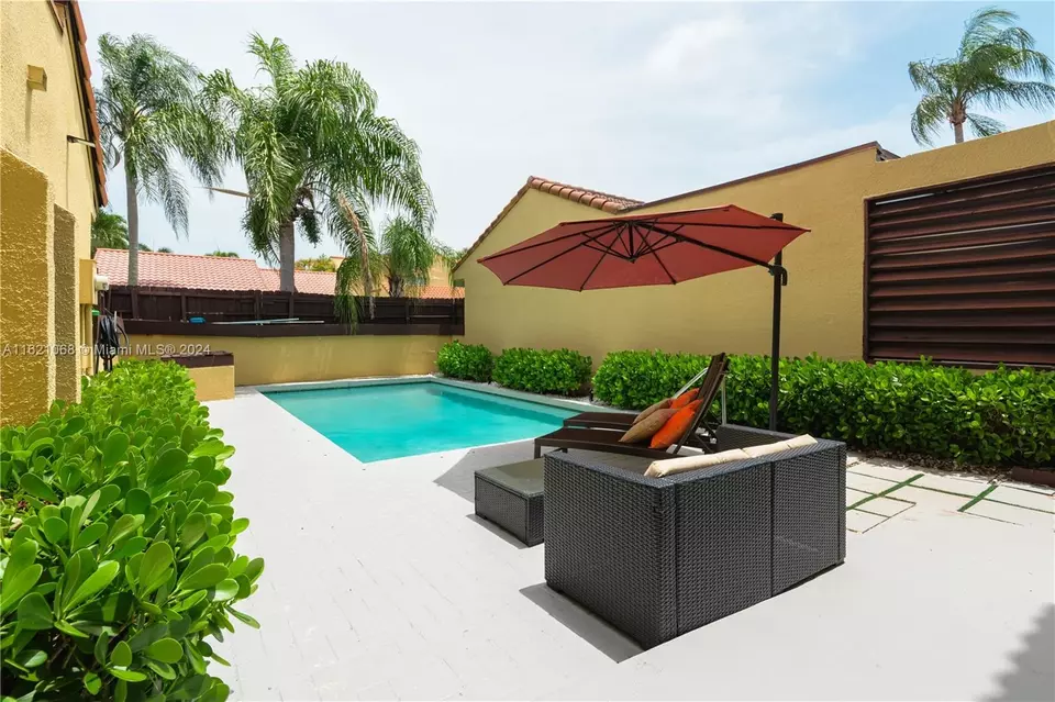  1027 NE 202nd Ln, Miami, FL 33179 photo 43