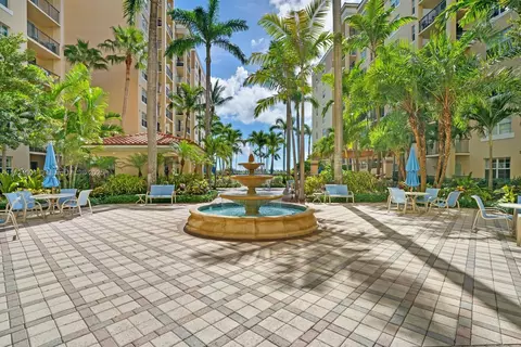 1801 N Flagler Dr #716, West Palm Beach, FL 33407