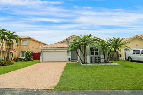13970 SW 154th Pl, Miami, FL 33196