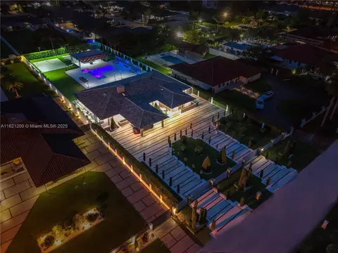 13785 SW 34th St, Miami, FL 33175