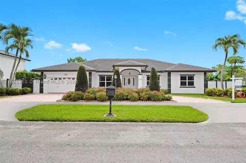 4693 SW 159th Ave, Miami, FL 33185