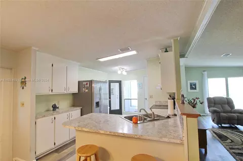 1738 SW 35th Cir, Okeechobee, FL 34974 photo 9