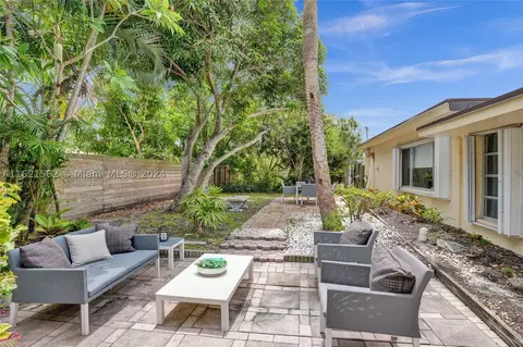 1000 SW 32nd St, Fort Lauderdale, FL 33315