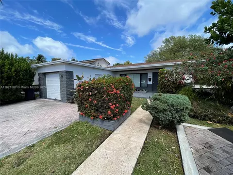 911 S Shore Dr, Miami Beach, FL 33141