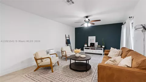 2672 NW 99th Ave, Coral Springs, FL 33065
