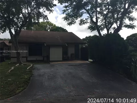 11570 SW 112th Ave, Miami, FL 33176