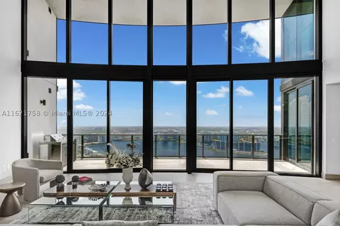 18555 Collins Ave #4803, Sunny Isles Beach, FL 33160