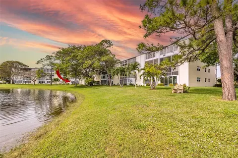 107 Grantham A #107, Deerfield Beach, FL 33442