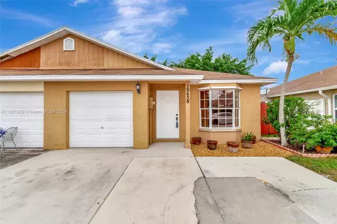 10458 Boynton Place Cir, Boynton Beach, FL 33437