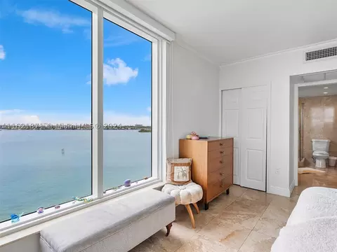 10350 W Bay Harbor Dr #9P, Bay Harbor Islands, FL 33154