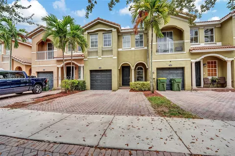 1387 SE 26th Ave, Homestead, FL 33035
