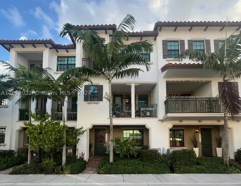 11610 SW 13th Ct, Pembroke Pines, FL 33025