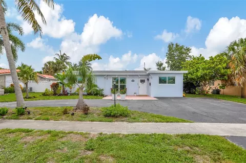 4921 NE 23rd Ave, Lighthouse Point, FL 33064