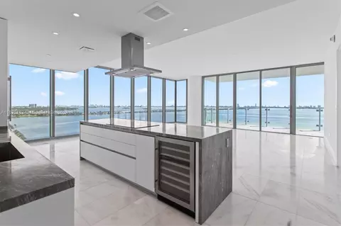 700 NE 26 Th Ter #1501, Miami, FL 33137