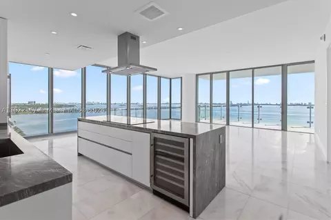 700 NE 26 Th Ter #1501, Miami, FL 33137