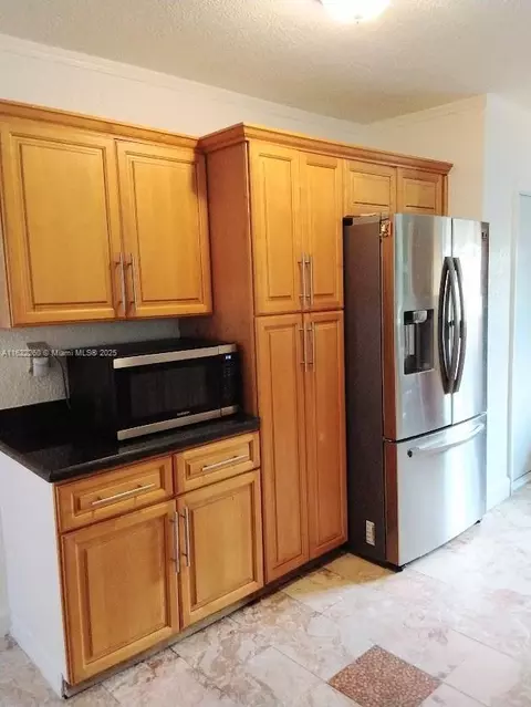 Kitchen - 6474 SW 26th St, Miramar, FL 33023 photo 2 of 4