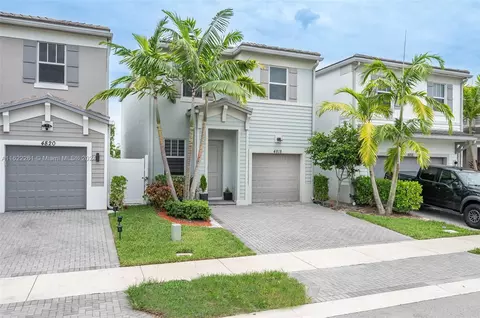 4818 NW 48th Ter, Tamarac, FL 33319