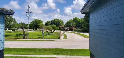 7647 Tam Oshanter Blvd #204-3, North Lauderdale, FL 33068