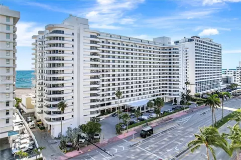 5555 Collins Ave #5V, Miami Beach, FL 33140