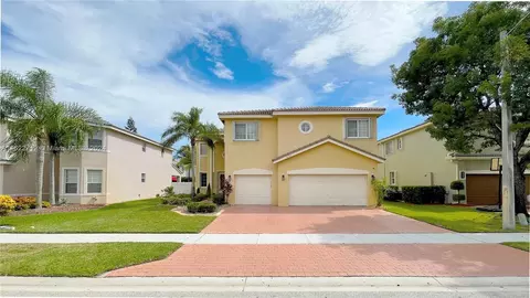 16196 SW 15th St, Pembroke Pines, FL 33027