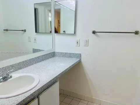 Undisclosed, Pinecrest, FL 33156 photo 10