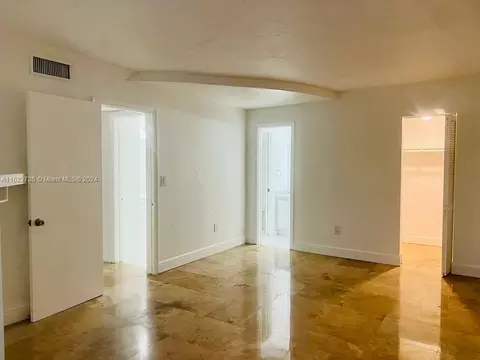 Undisclosed, Pinecrest, FL 33156 photo 16