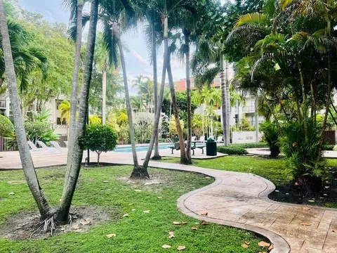 Undisclosed, Pinecrest, FL 33156 photo 31