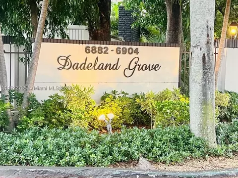 Undisclosed, Pinecrest, FL 33156