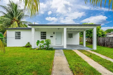 1570 NE 9th Ct, Homestead, FL 33033
